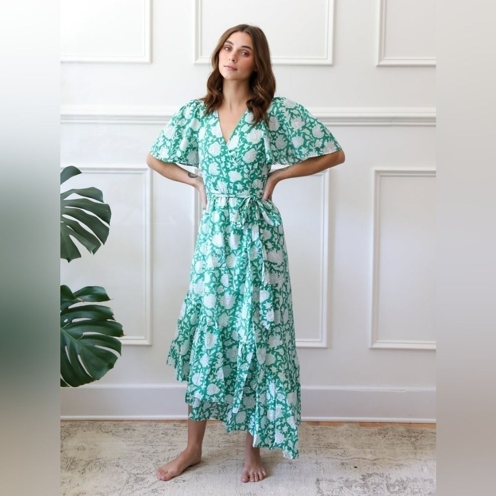 Mille Helena asymmetric wrap dress in green zinnia with flutter sleeves sz L